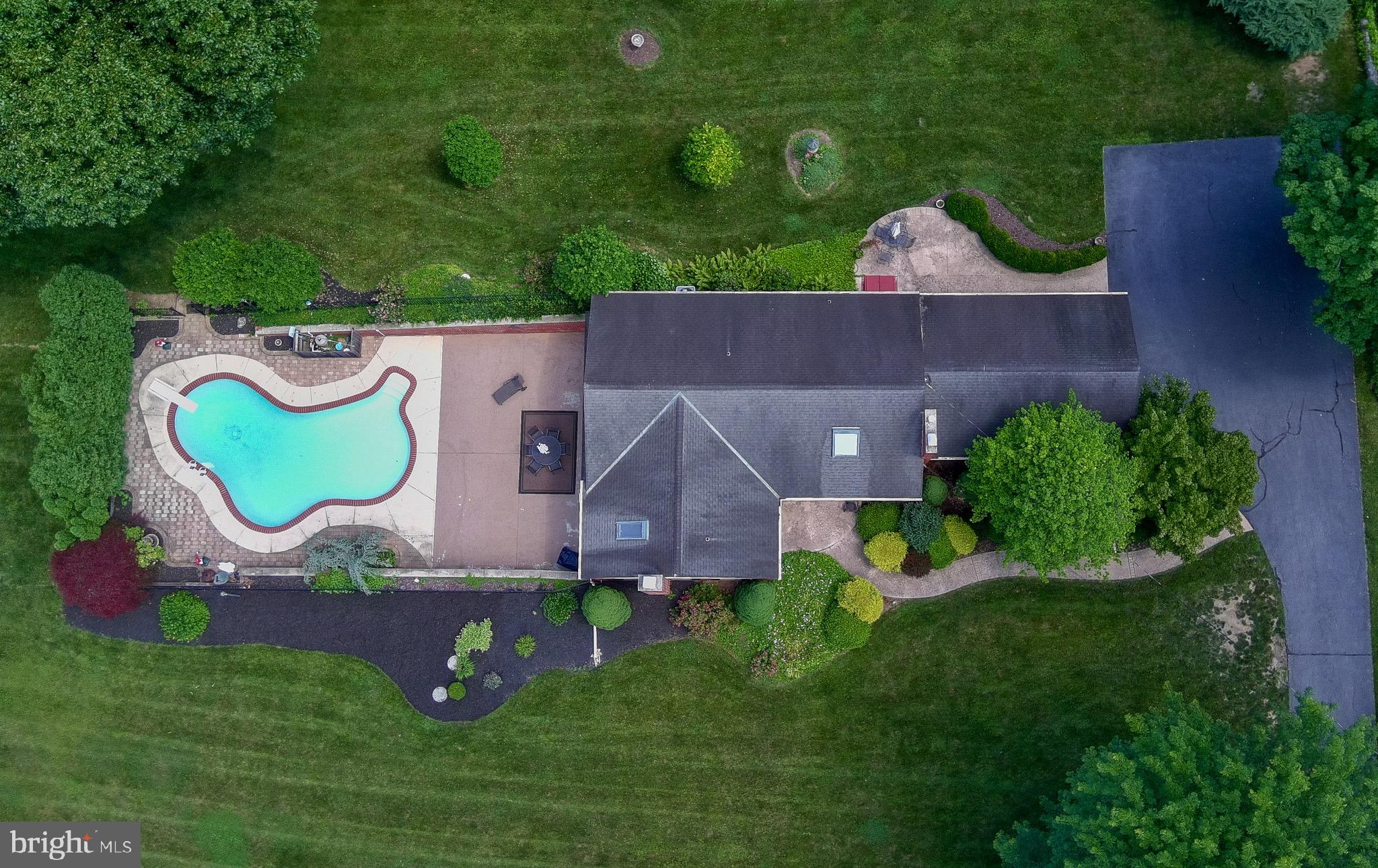 EAST FALLOWFIELD - Residential
