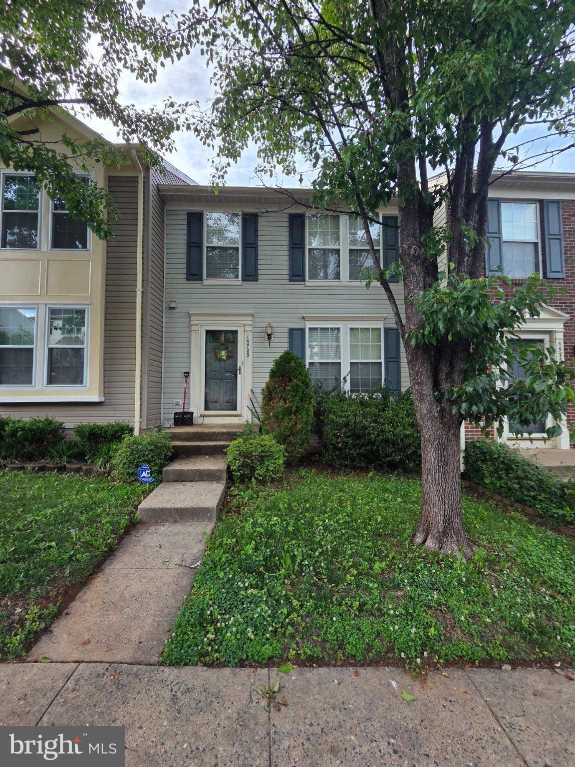 Welcome home to 15729 Viewpoint Circle, nestled in the highly sought-after Montclair community of Dumfries, VA! This 3-bedroom, 2.5-bath townhome is a fantastic opportunity for buyers looking to add their personal touch — with a little TLC, this home has tremendous potential in one of Prince William County's most beloved communities. Enjoy access to Lake Montclair, resort-style pools, a rec center, sports courts, a community library, and scenic lakeside trails right outside your door.
Commuters and shoppers alike will love the unbeatable location — just minutes from I-95, offering quick access to Pentagon commuter lots, Washington D.C., and beyond. Steps away you'll find Lake Montclair Shopping Center, Target, Starbucks, Food Lion, and a variety of restaurants to satisfy every craving. Priced with the savvy buyer in mind — bring your vision and make this gem your own!