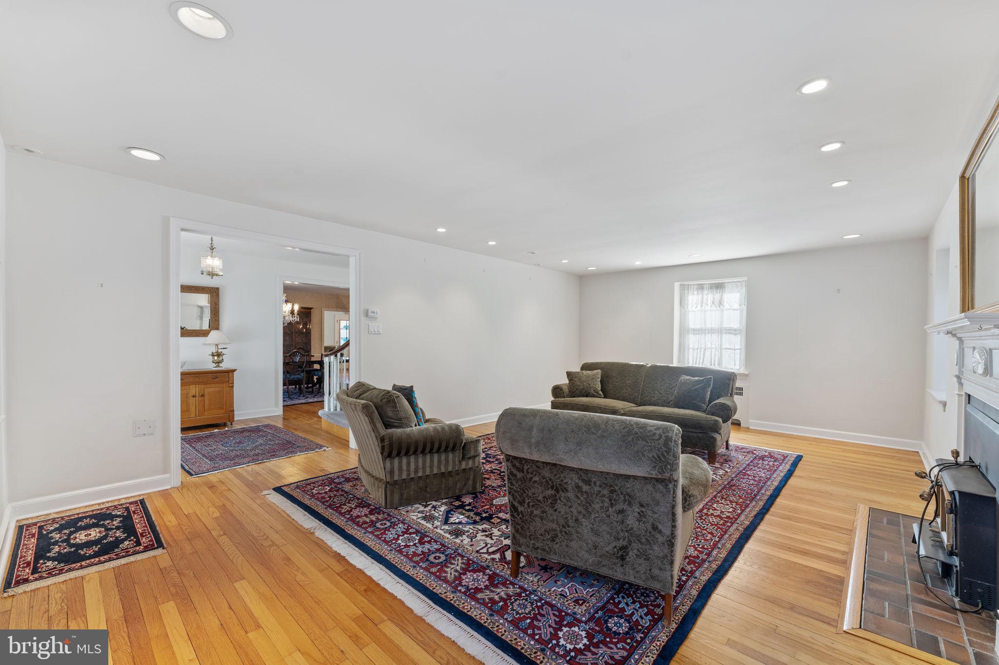 MERION STATION - Residential