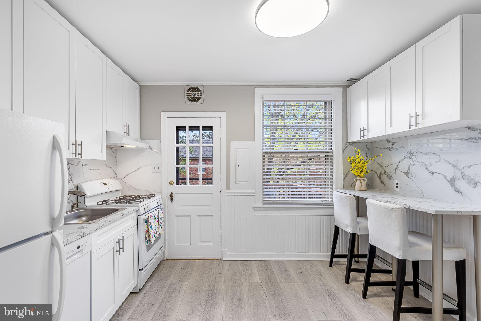 ARLINGTON VILLAGE - Residential