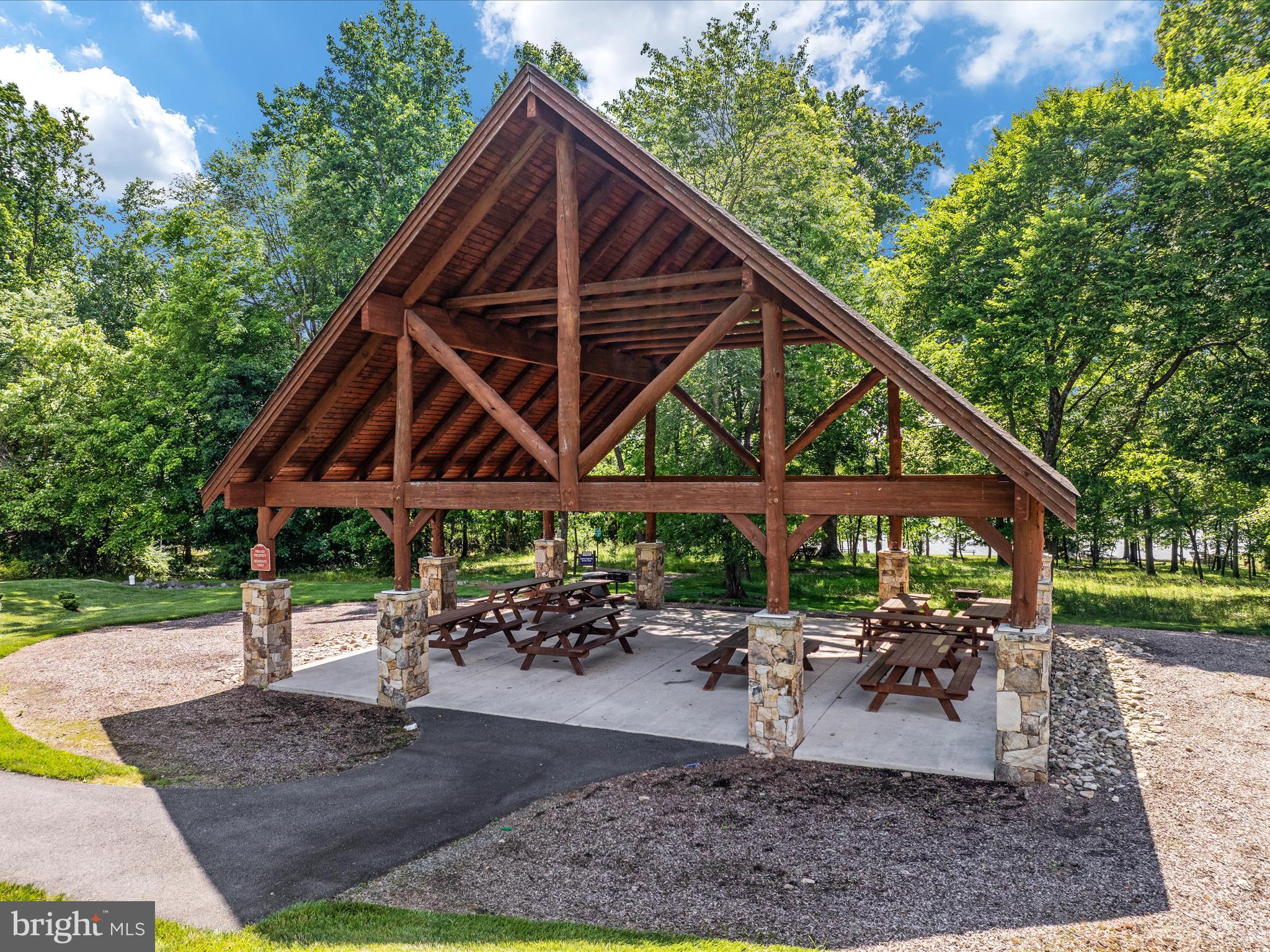 SARANAC - Residential