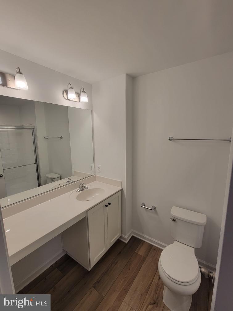 MCCAULEY CROSSING - Residential Lease