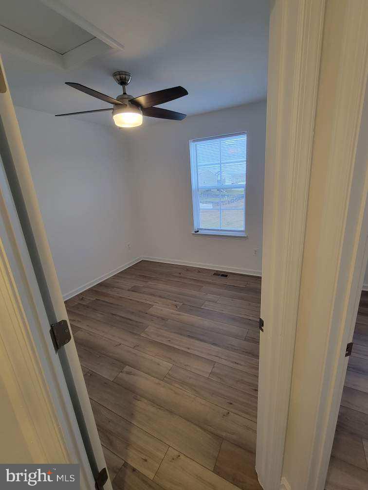 MCCAULEY CROSSING - Residential Lease