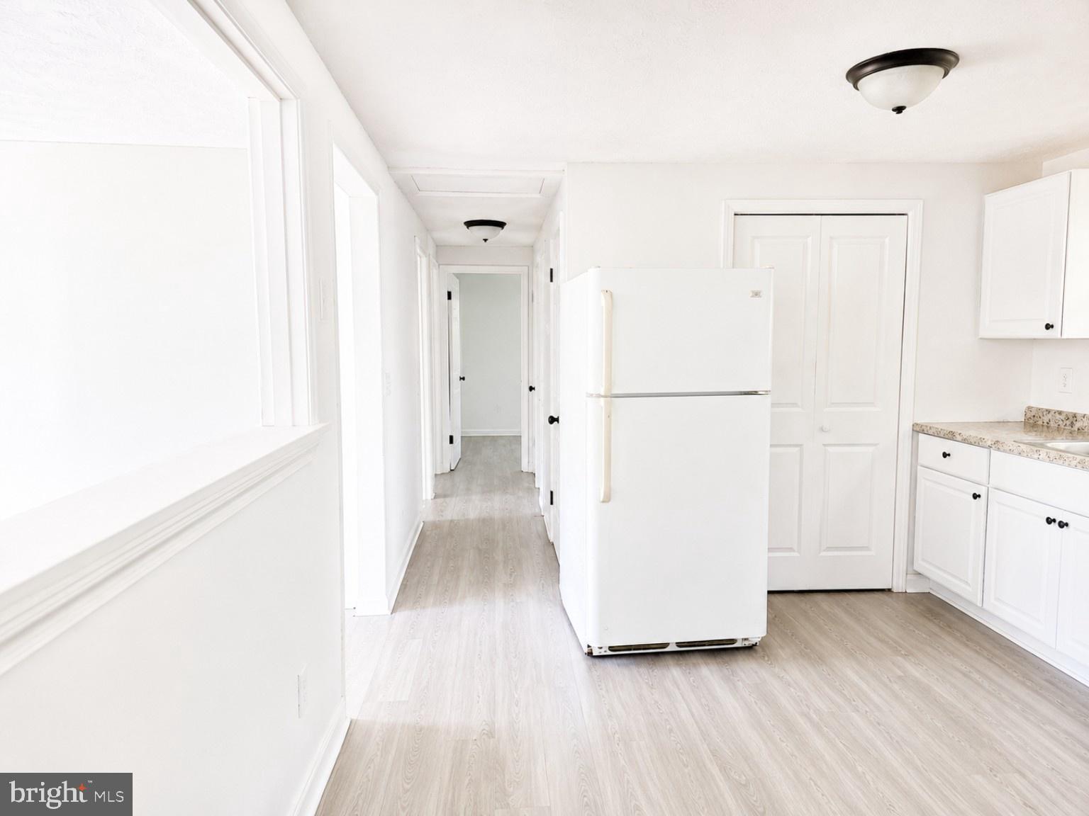 SOUTH HAMPTON - Residential
