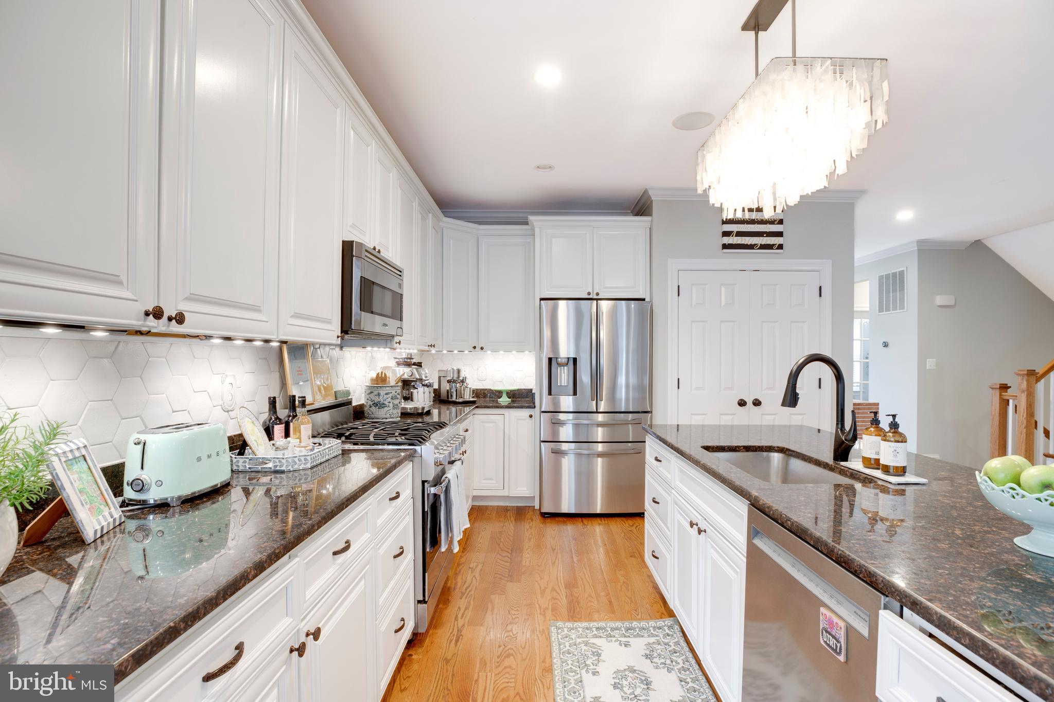 DOWNTOWN LEESBURG - Residential