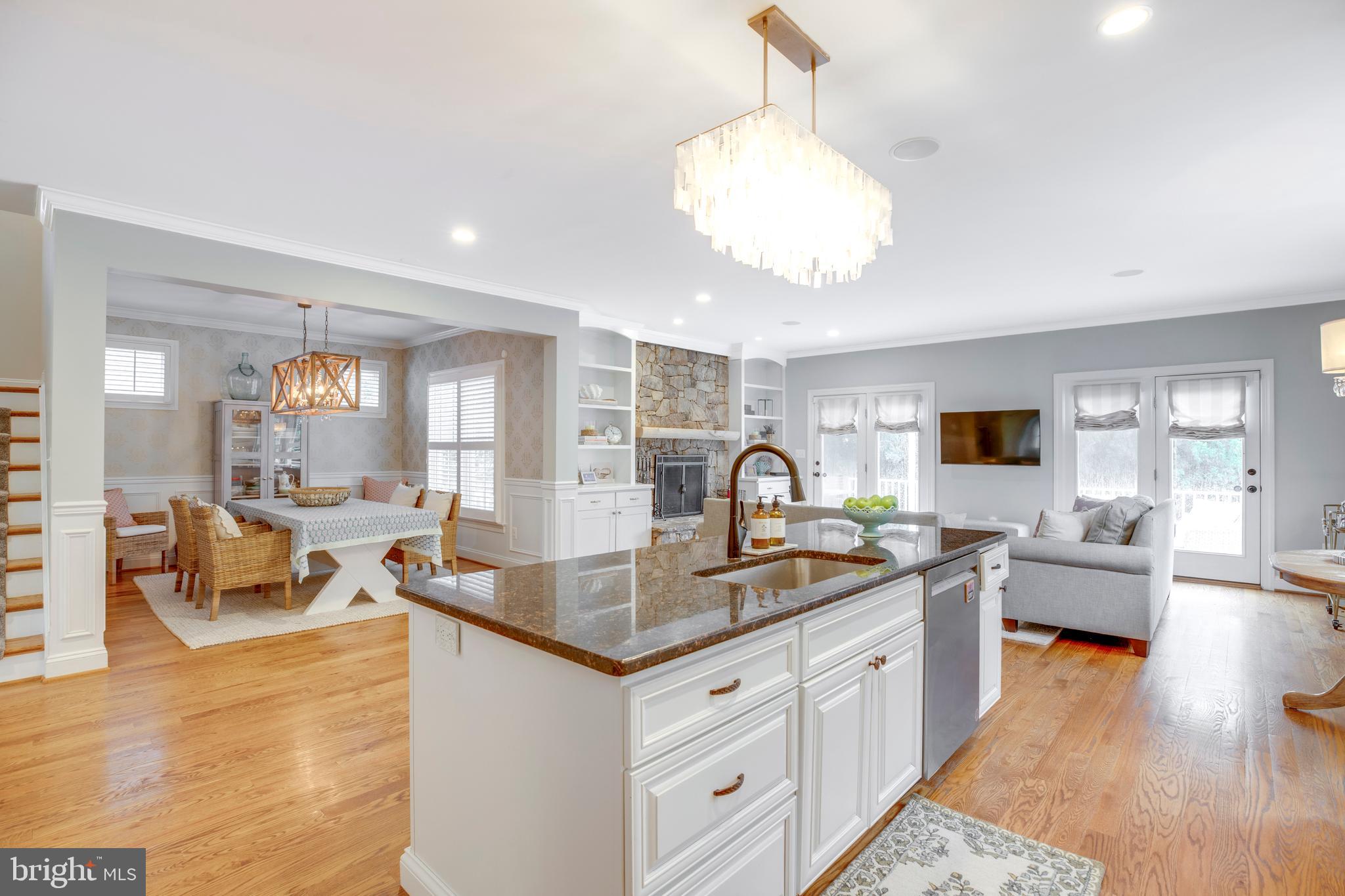 DOWNTOWN LEESBURG - Residential