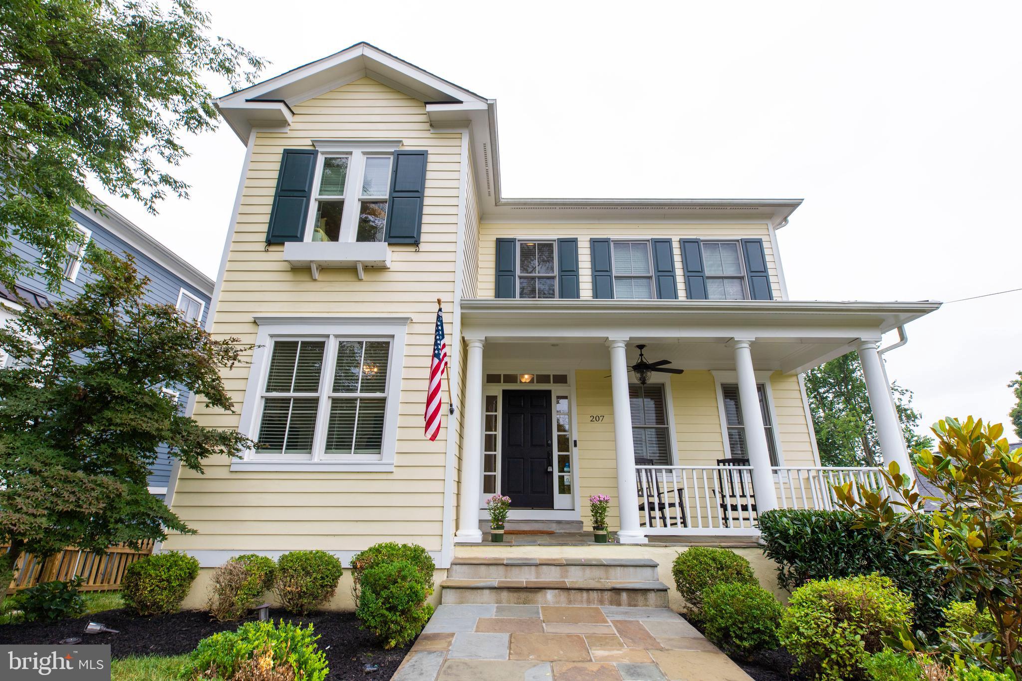 DOWNTOWN LEESBURG - Residential