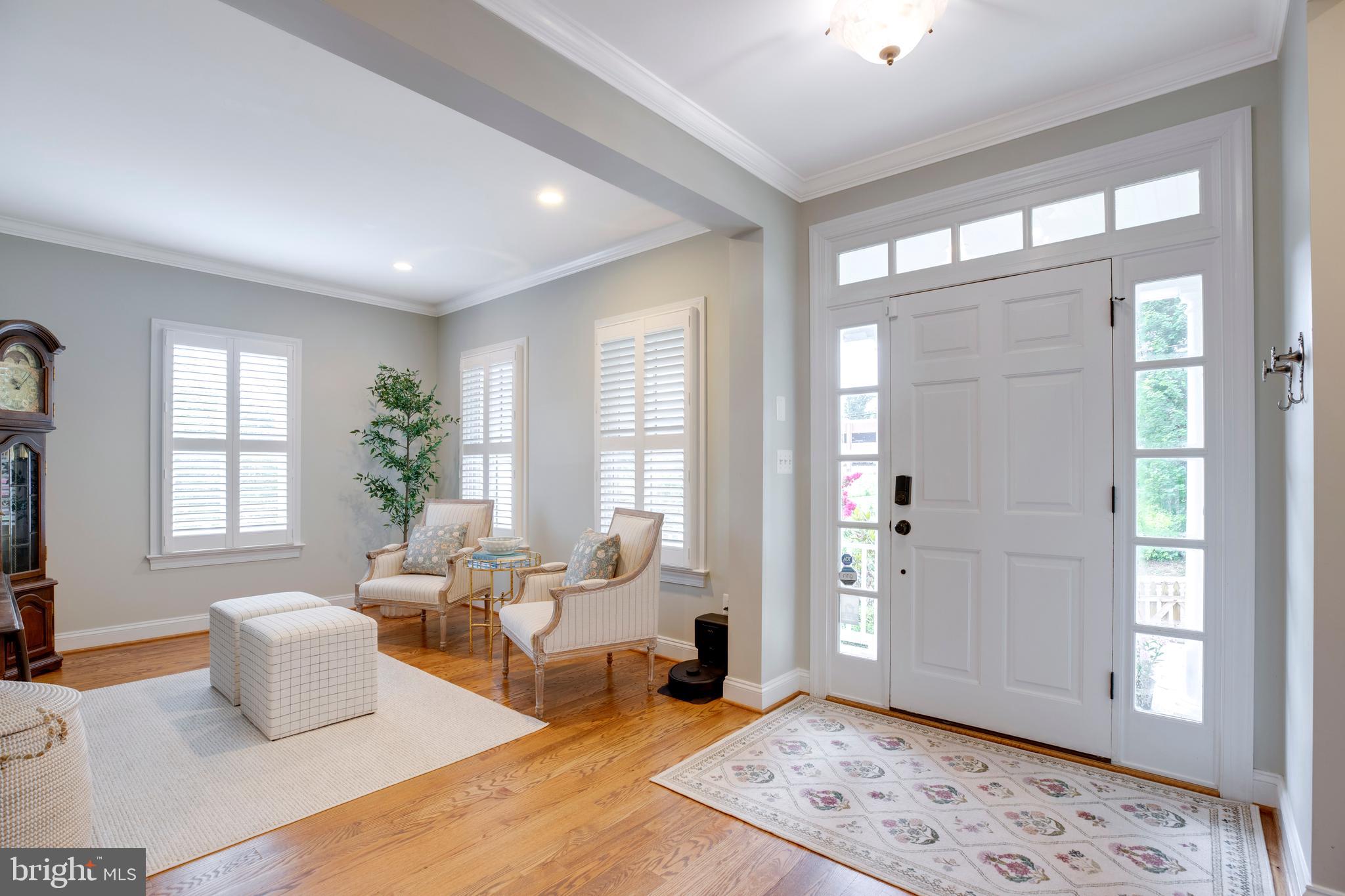 DOWNTOWN LEESBURG - Residential