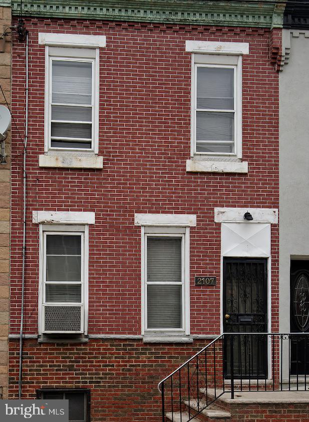 POINT BREEZE - Residential