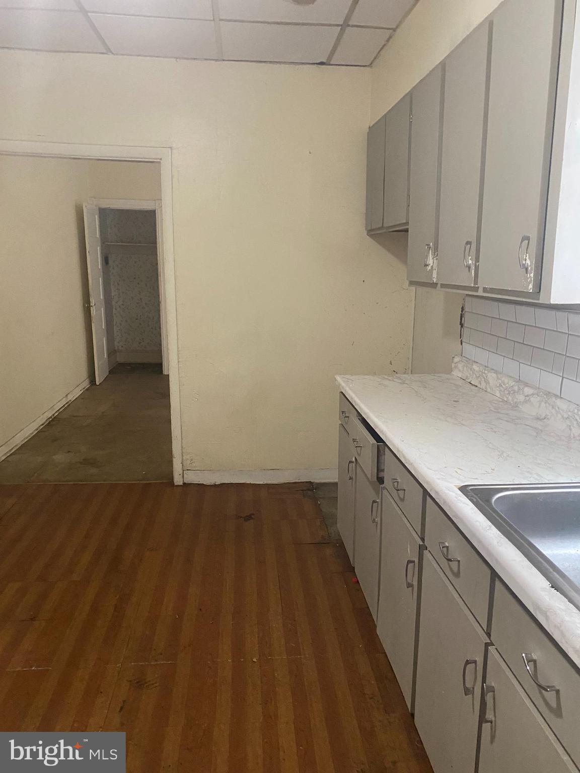 NORRISTOWN - Residential