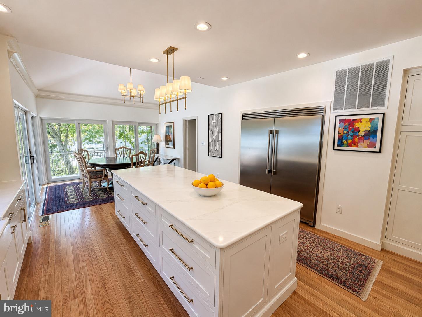 POTOMAC OUTSIDE - Residential