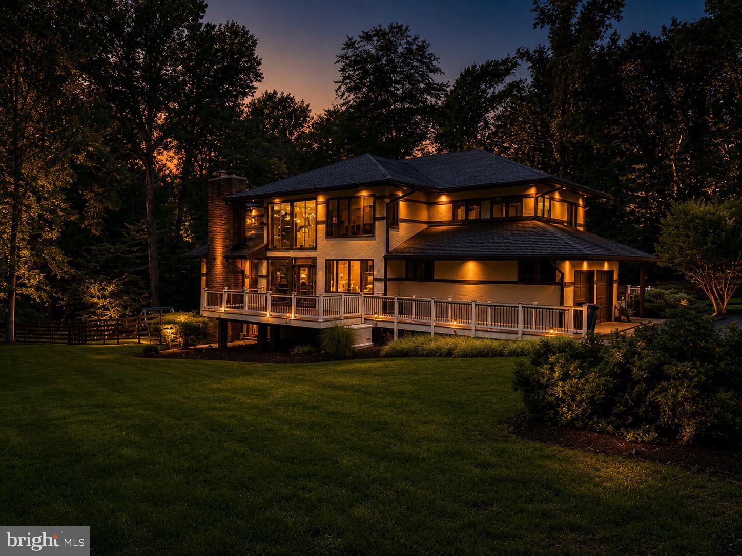 POTOMAC OUTSIDE - Residential