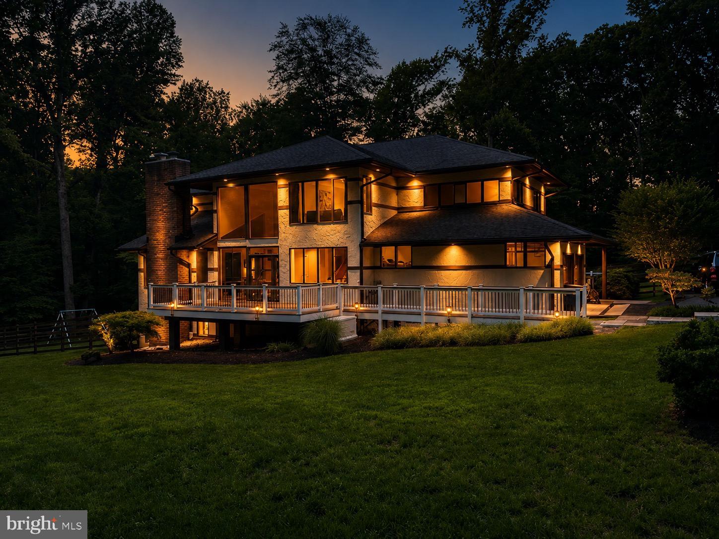 POTOMAC OUTSIDE - Residential