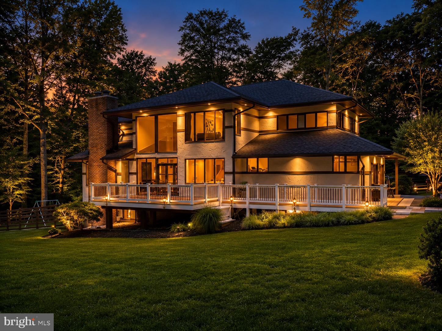 POTOMAC OUTSIDE - Residential