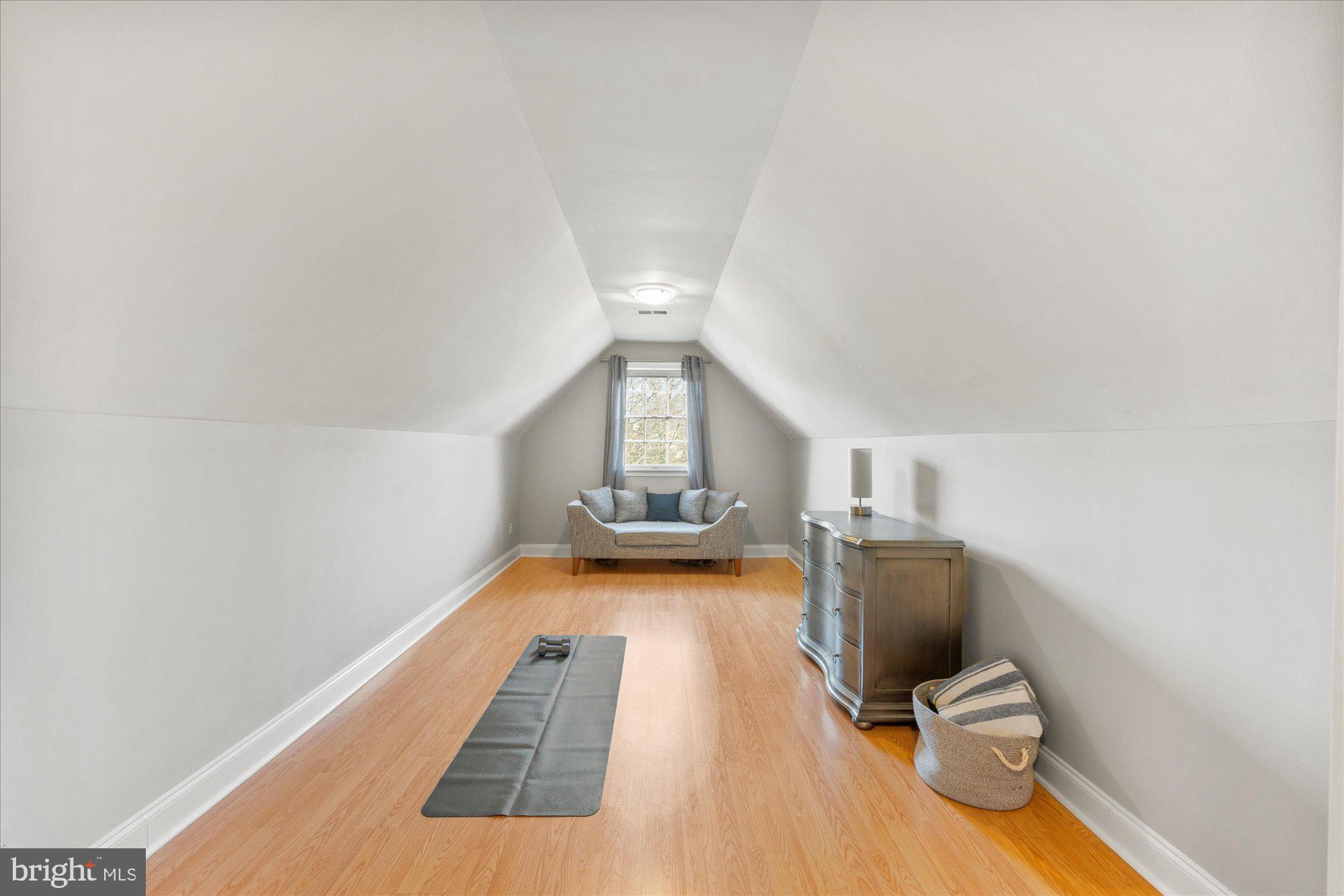 BELMONT COUNTRY CLUB - Residential