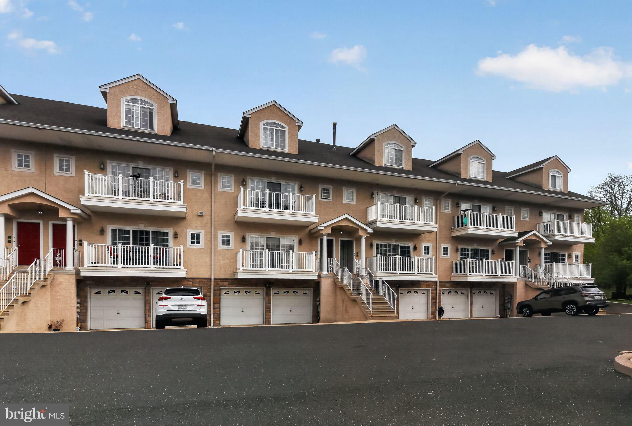 DORAL I - Residential