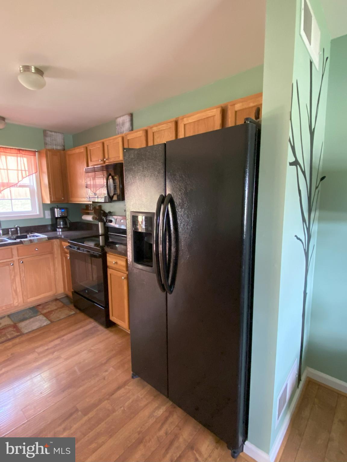 CHESSIE COURT - Residential