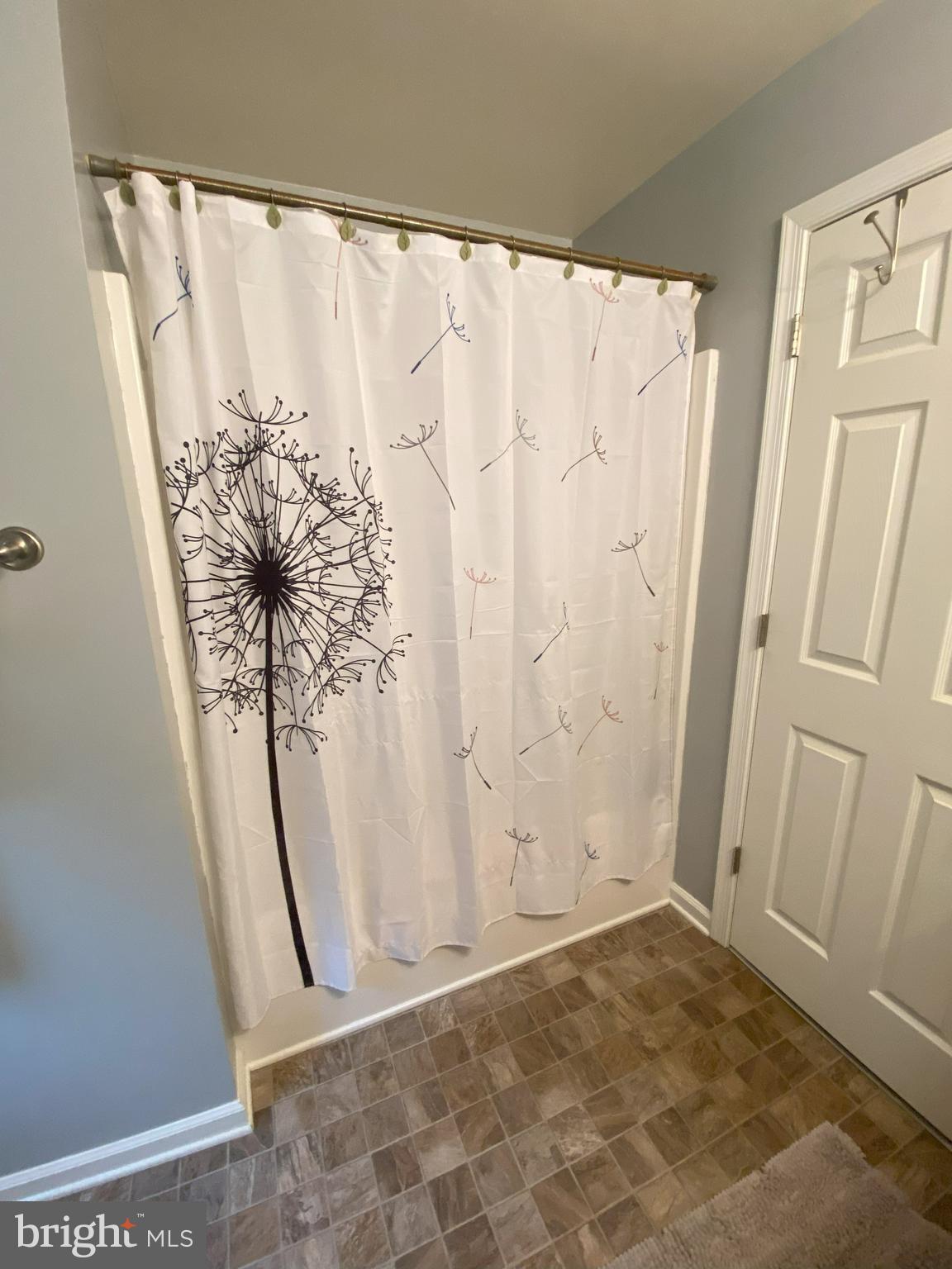 CHESSIE COURT - Residential