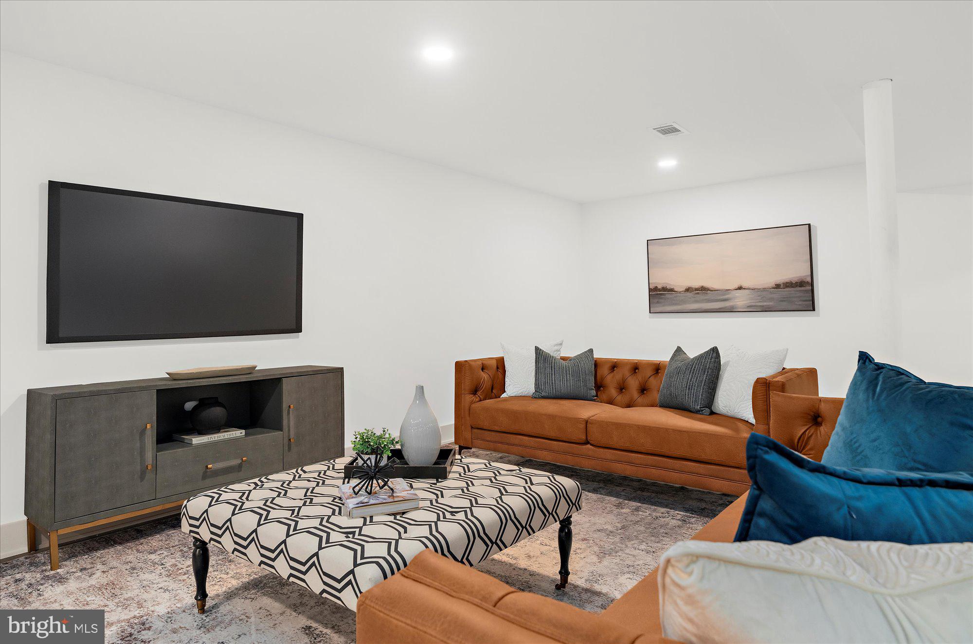 MEDIA - Residential