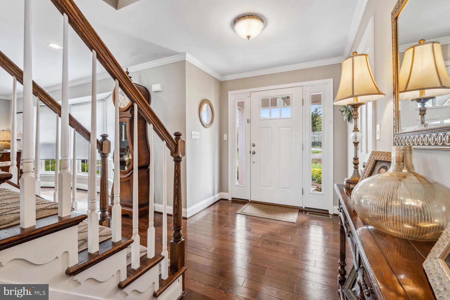 QUEEN ANNE COLONY - Residential