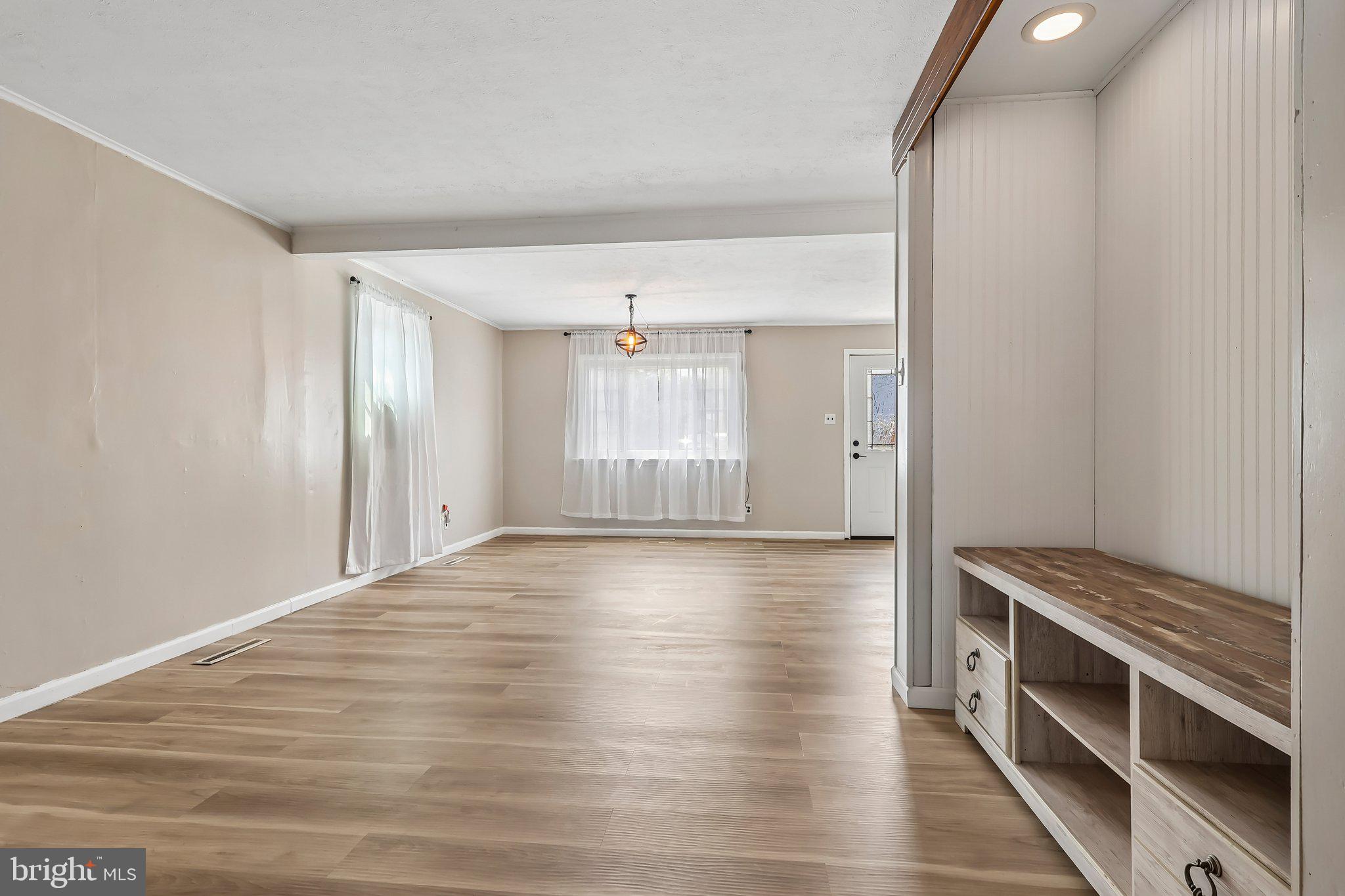 GRANDVIEW ESTS - Residential