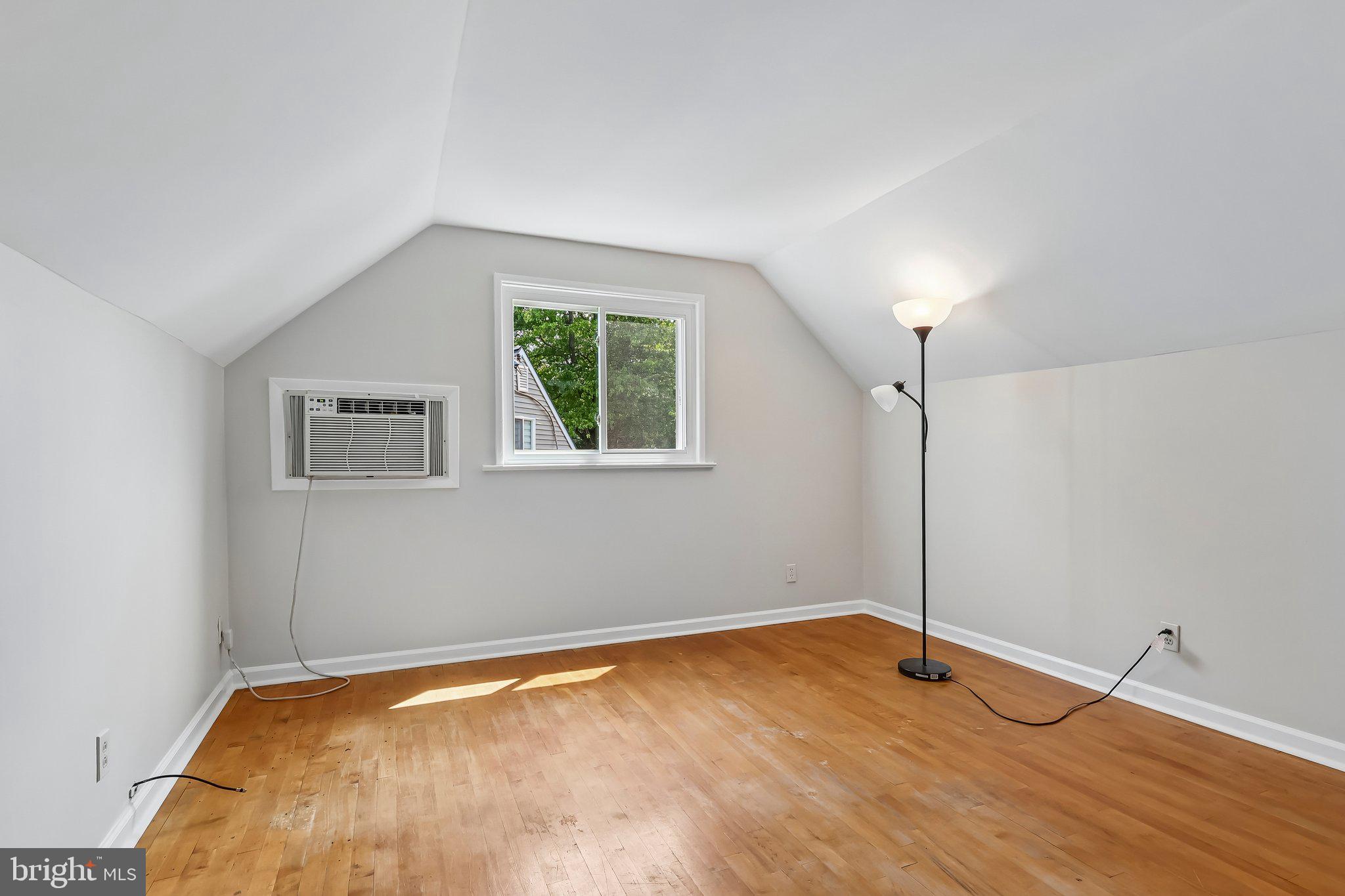 GRANDVIEW ESTS - Residential