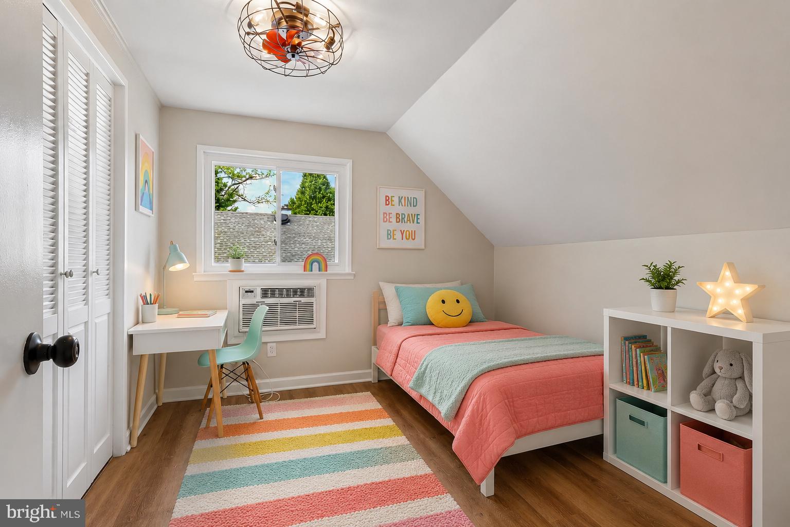 GRANDVIEW ESTS - Residential