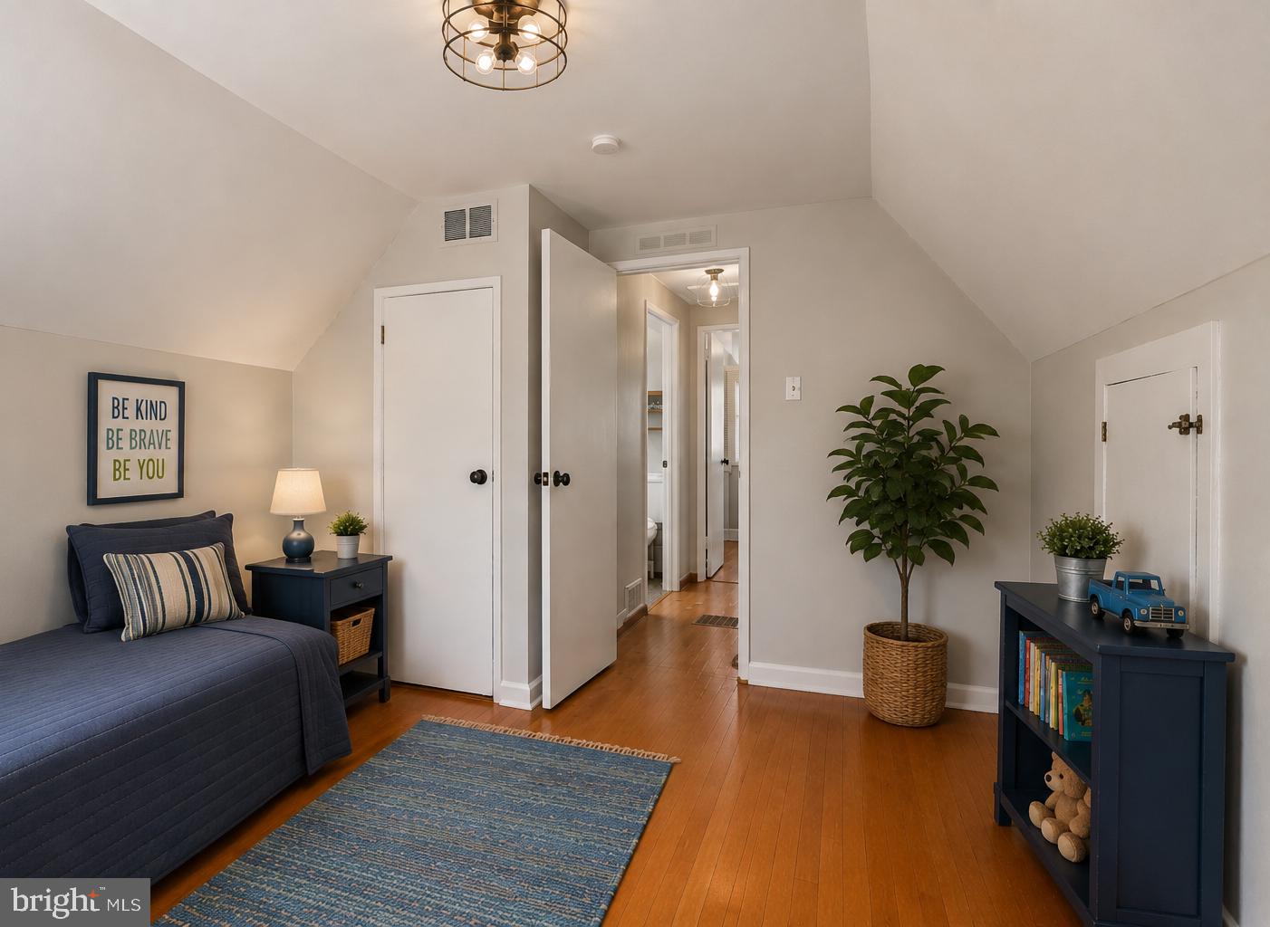 GRANDVIEW ESTS - Residential
