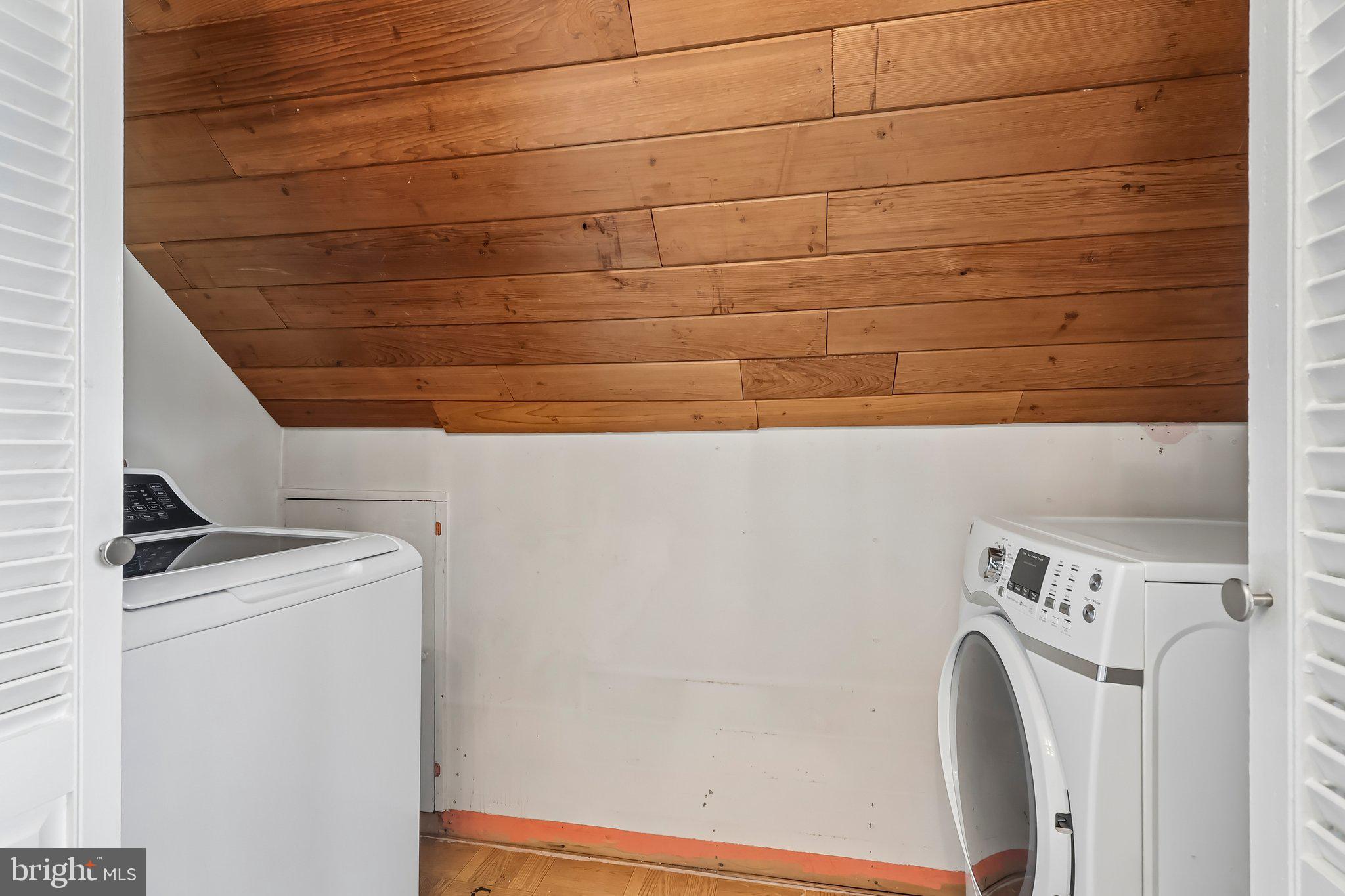 GRANDVIEW ESTS - Residential