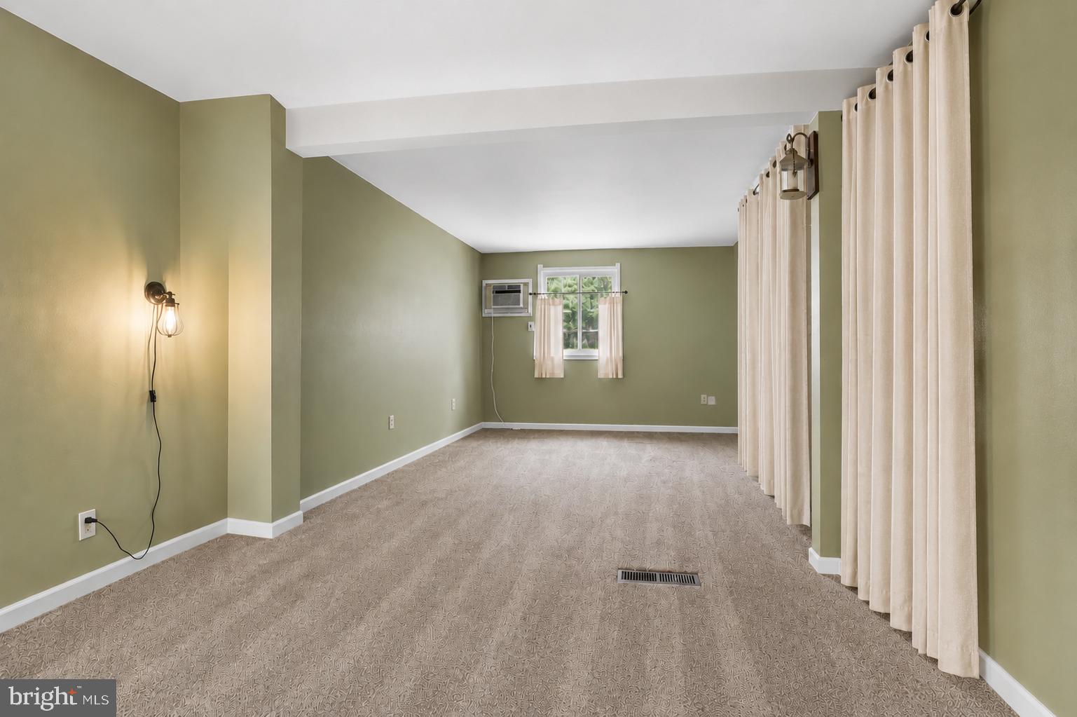 GRANDVIEW ESTS - Residential