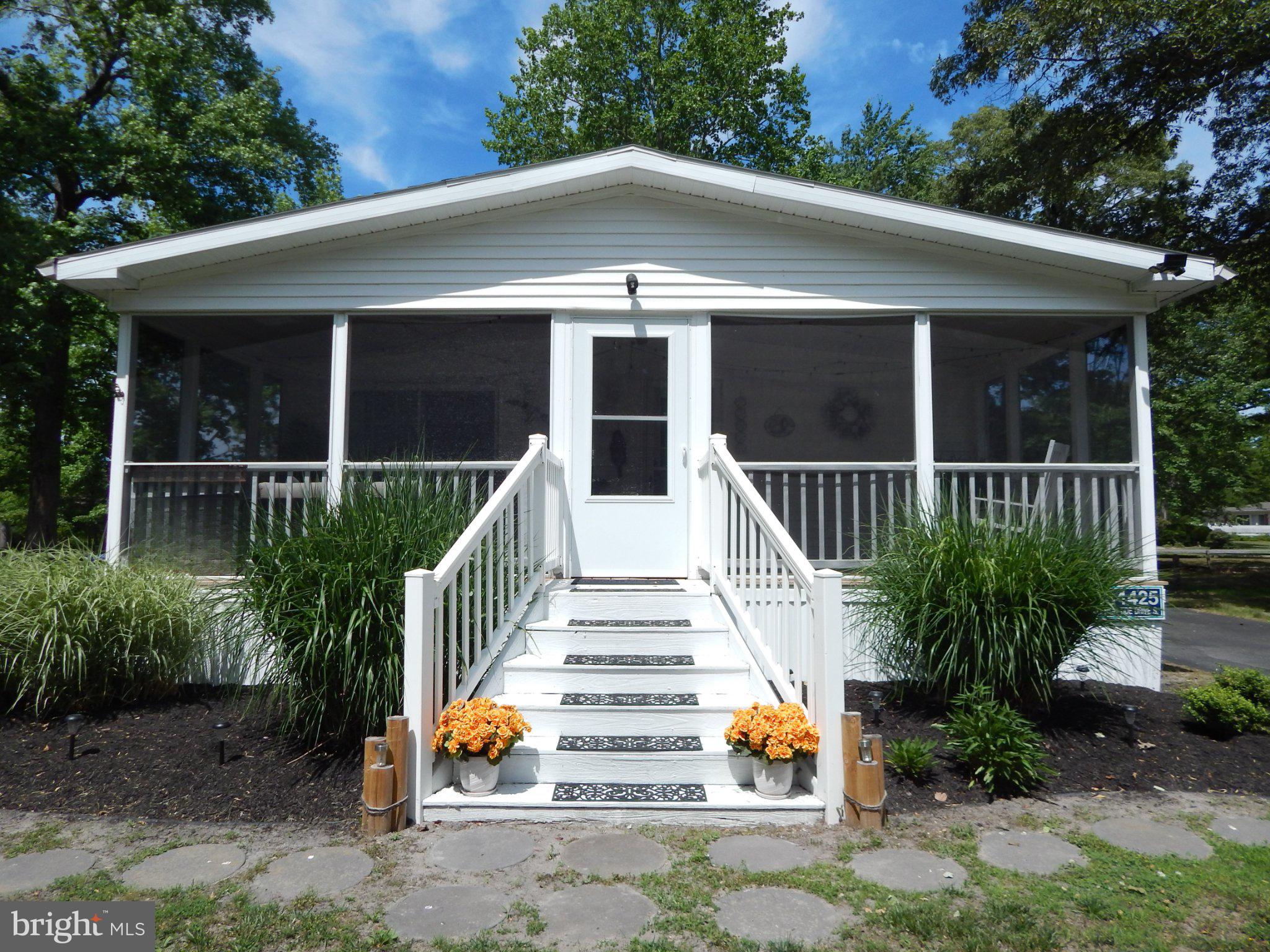 POTNETS CREEKSIDE - Residential