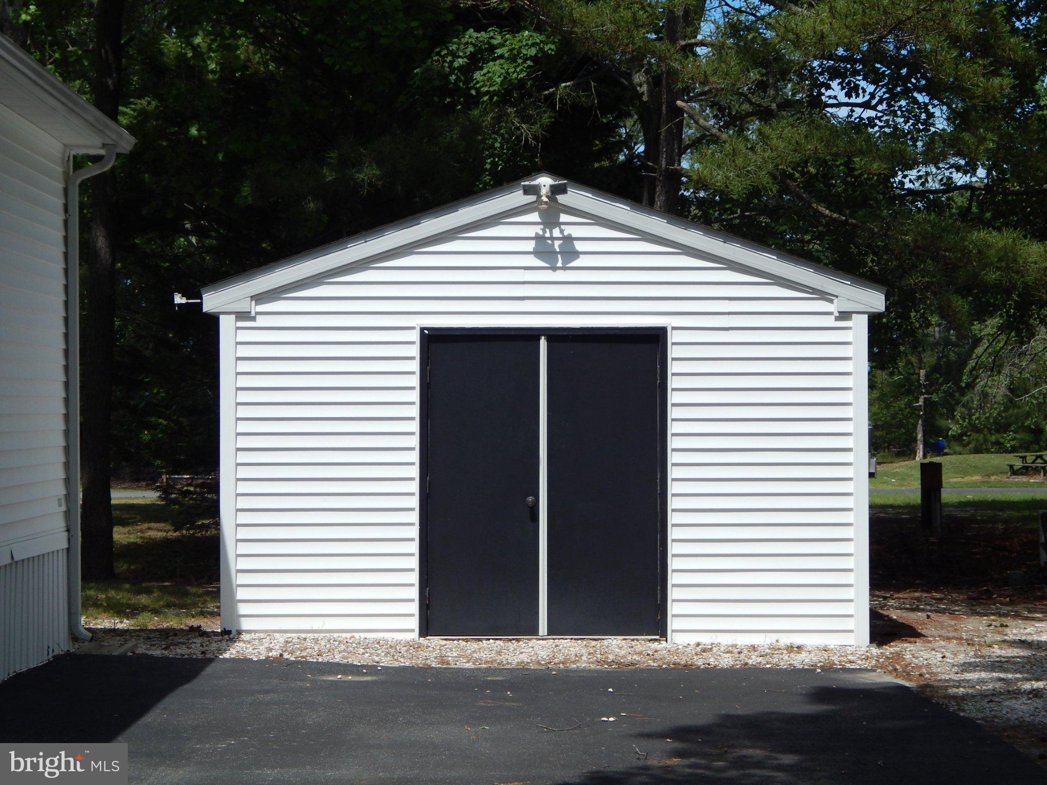 POTNETS CREEKSIDE - Residential
