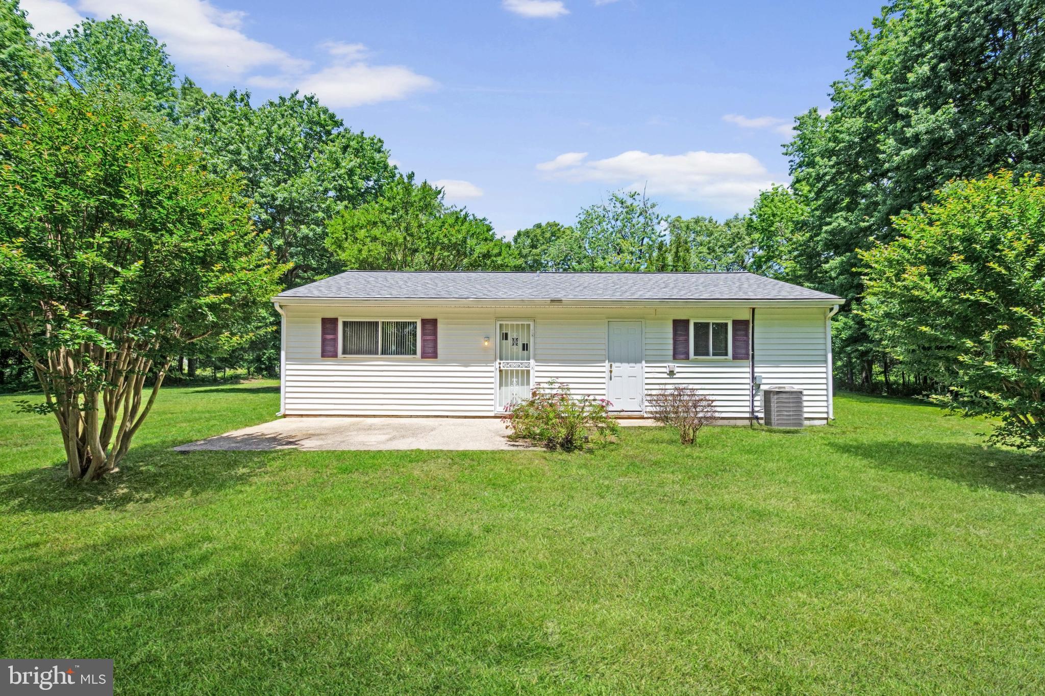 SHADY SIDE - Residential Lease