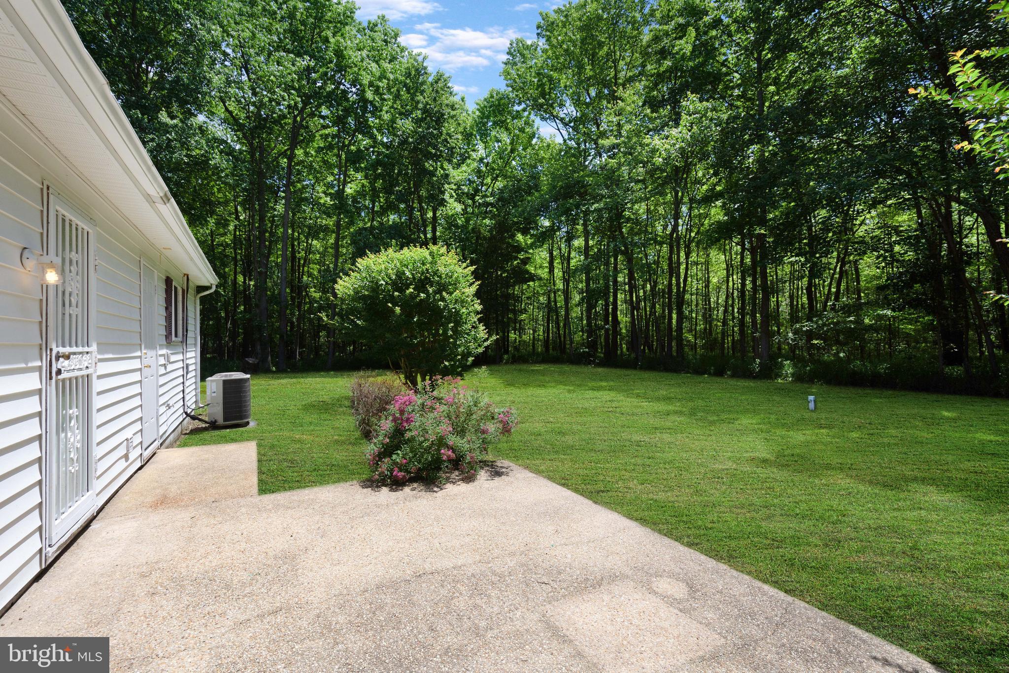 SHADY SIDE - Residential Lease