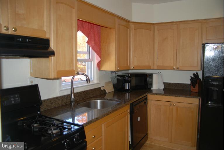 CHESTNUT RIDGE MANOR - Residential