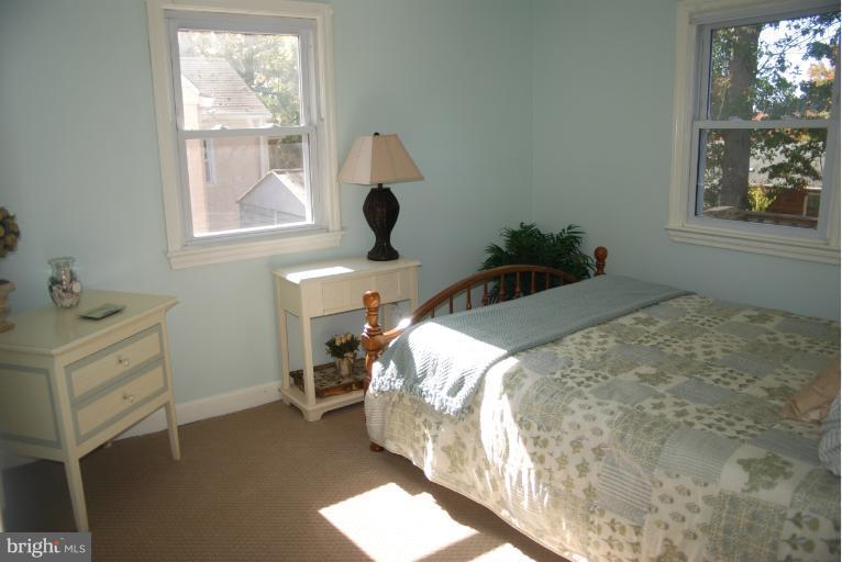 CHESTNUT RIDGE MANOR - Residential