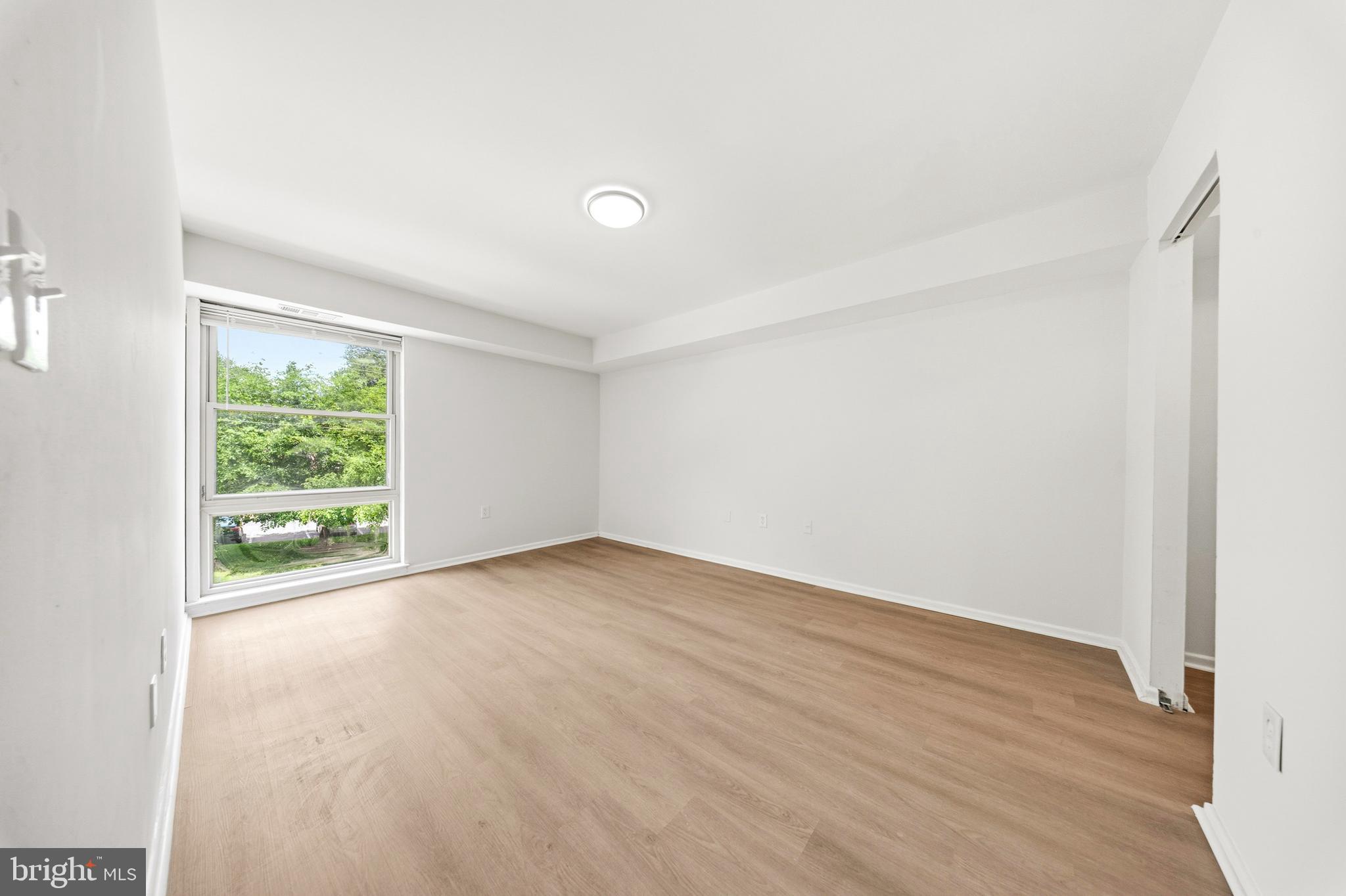 GLENWAYE GARDENS - Residential