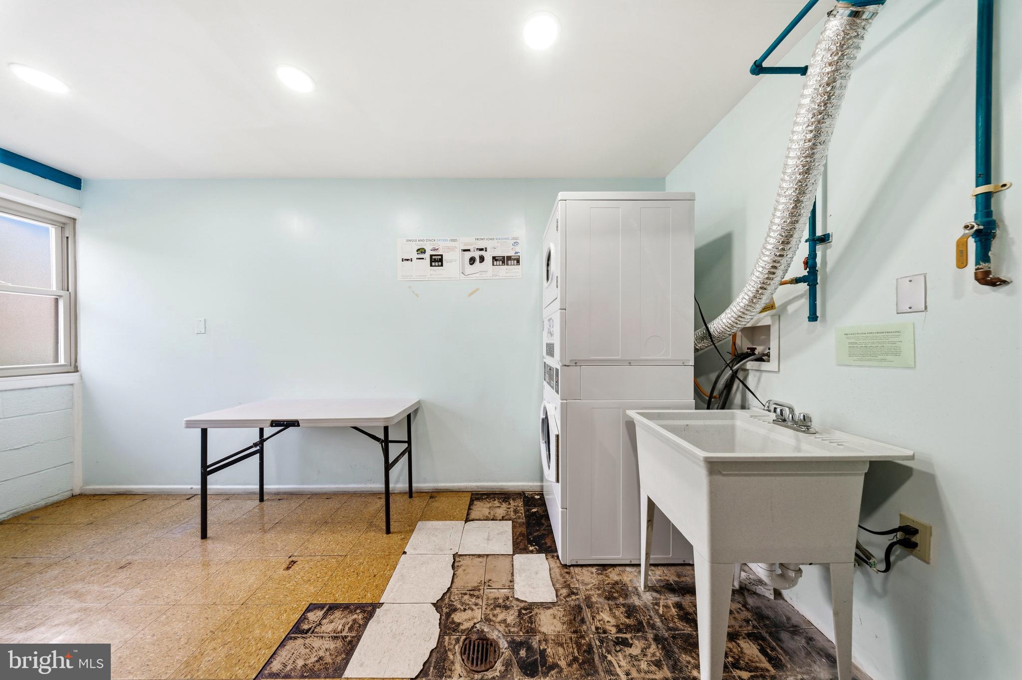 GLENWAYE GARDENS - Residential