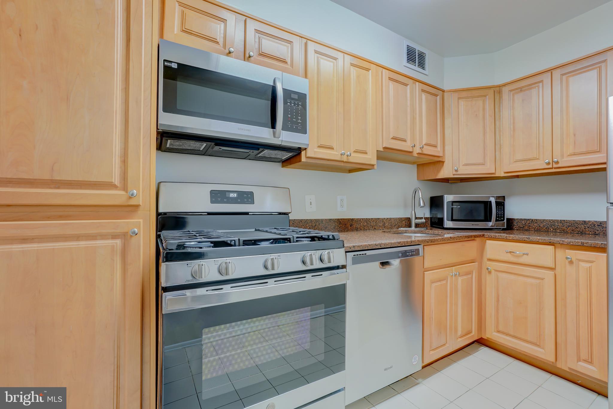 WEST SPRING - Residential