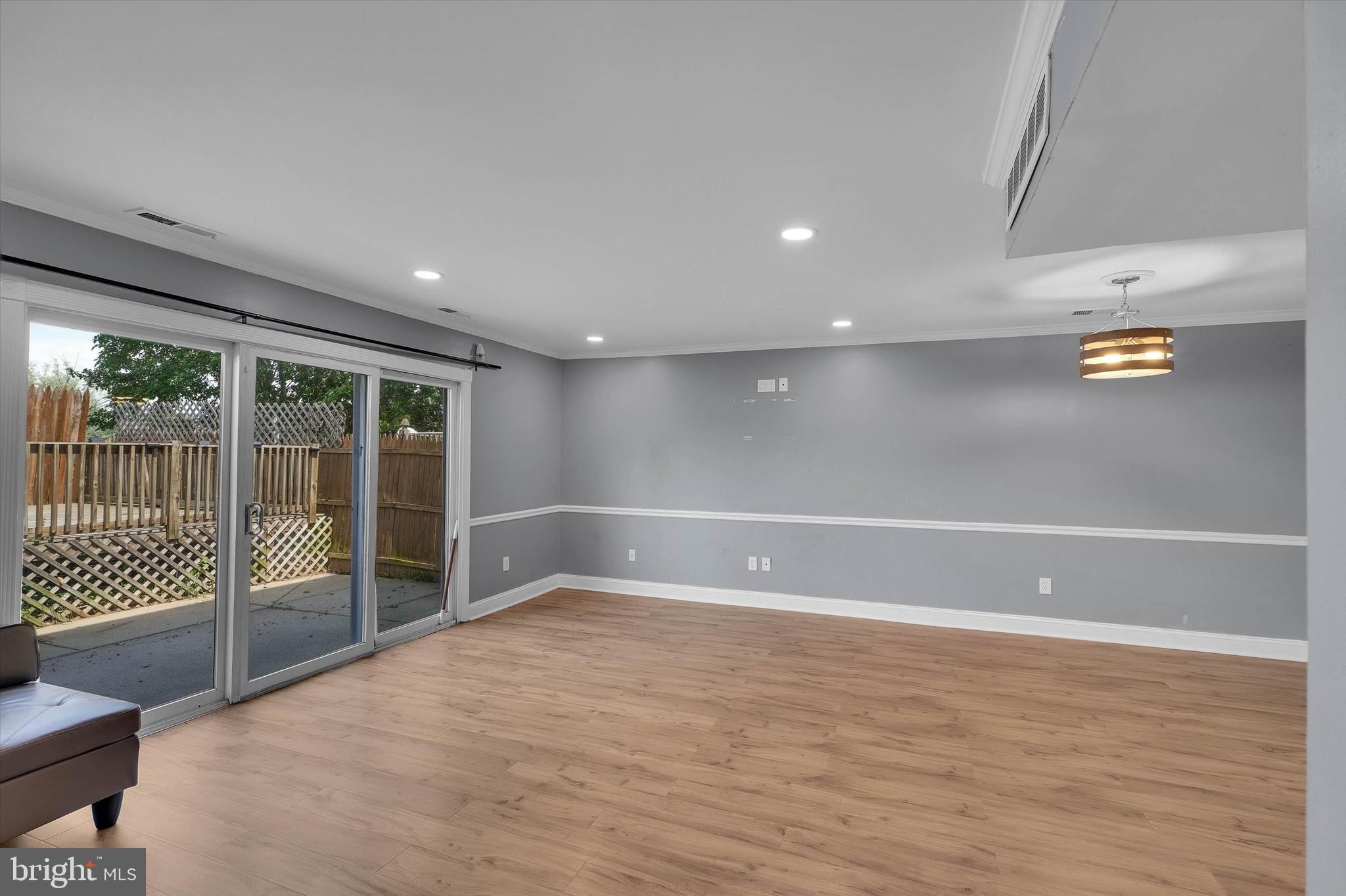 MILLBROOK - Residential