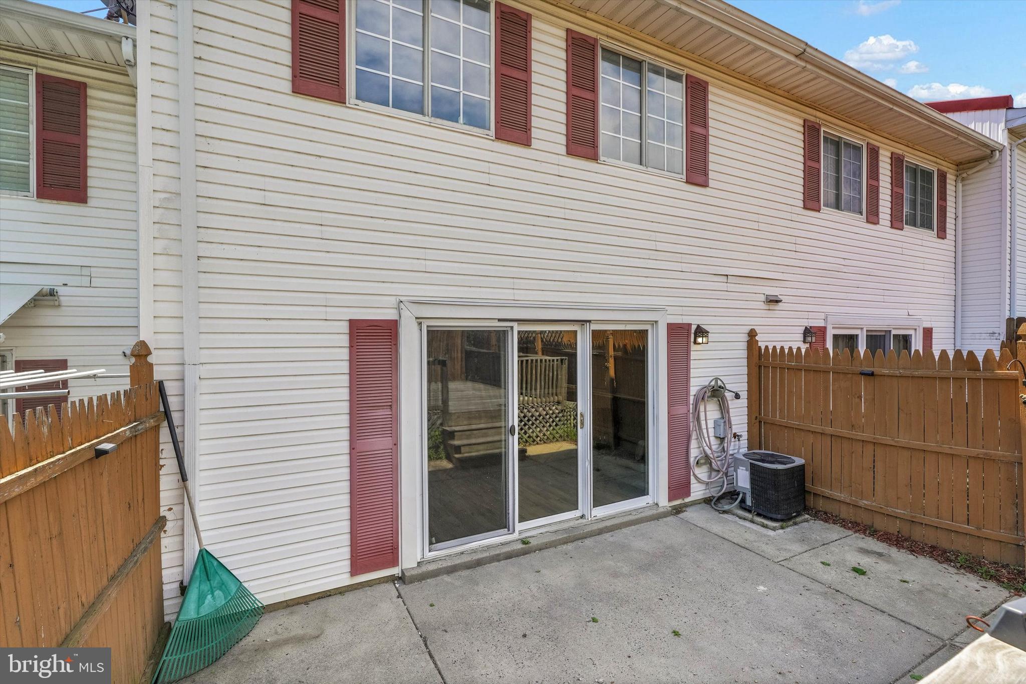 MILLBROOK - Residential