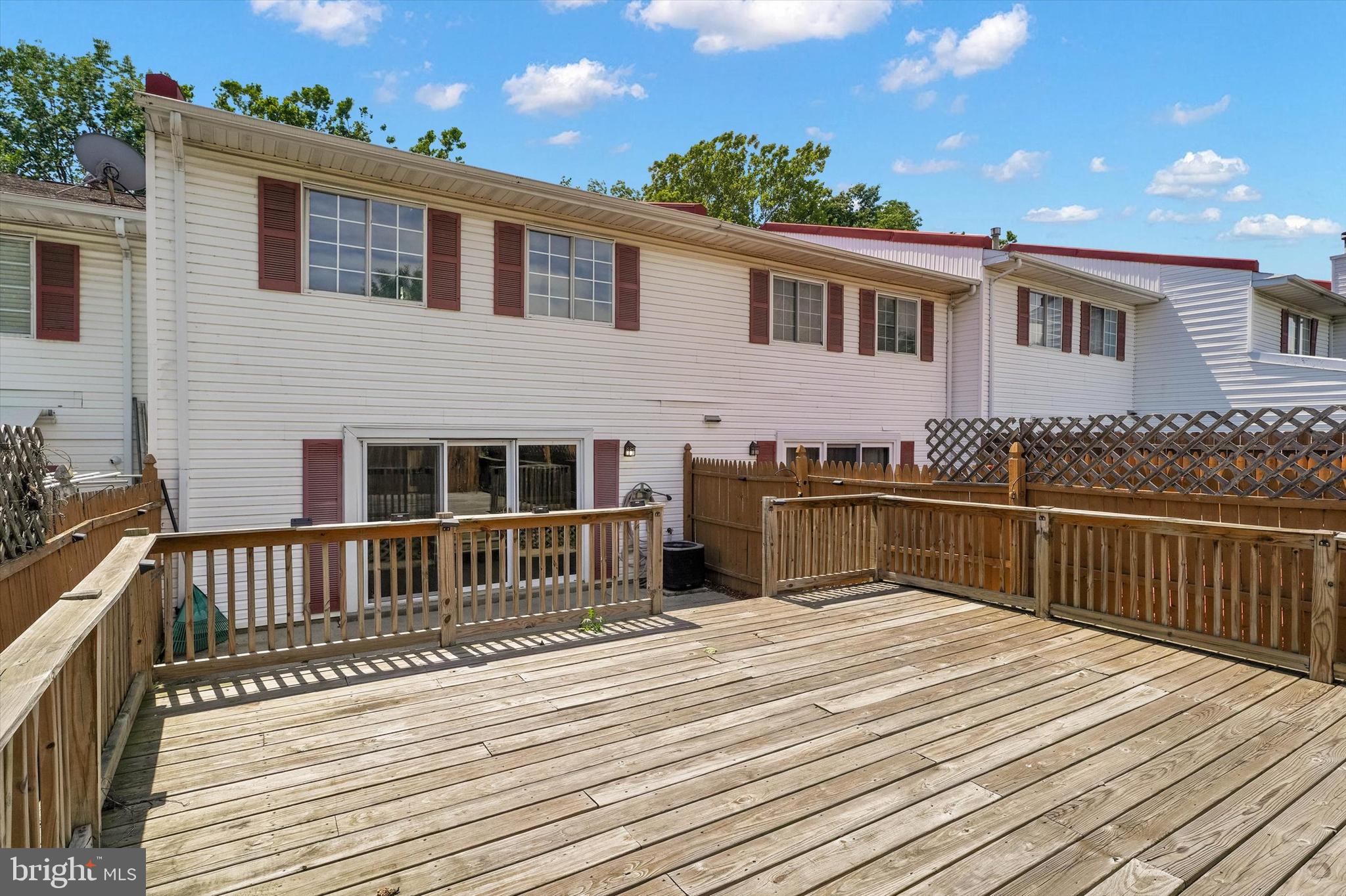 MILLBROOK - Residential