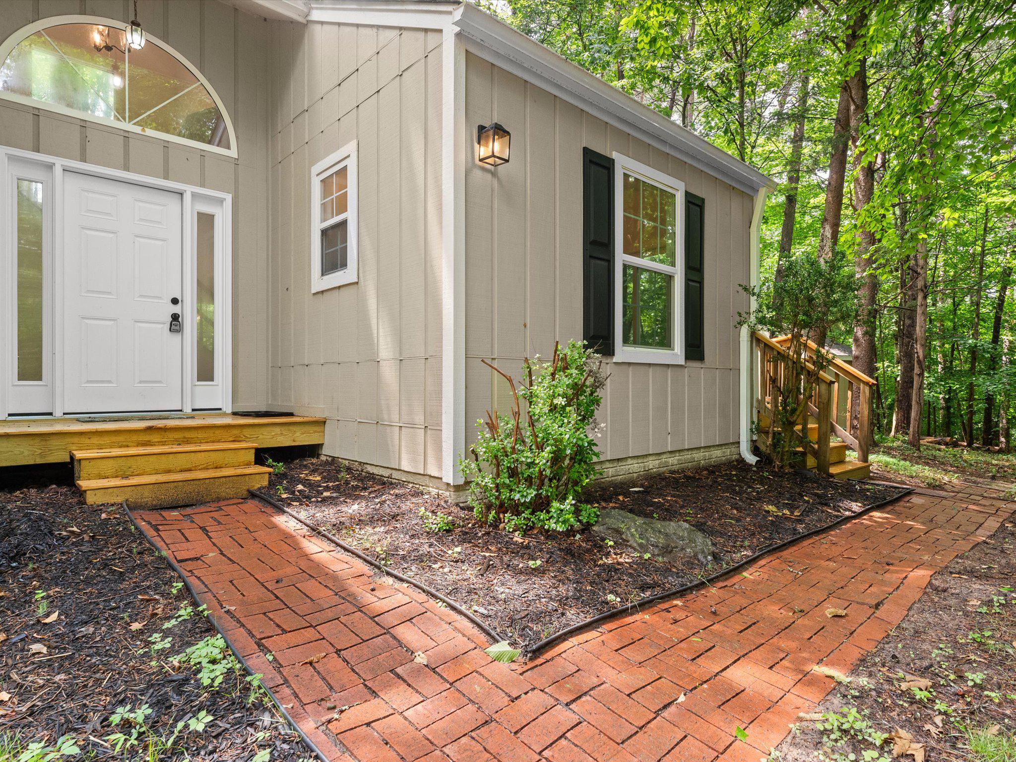 CEDAR DRIVE - Residential