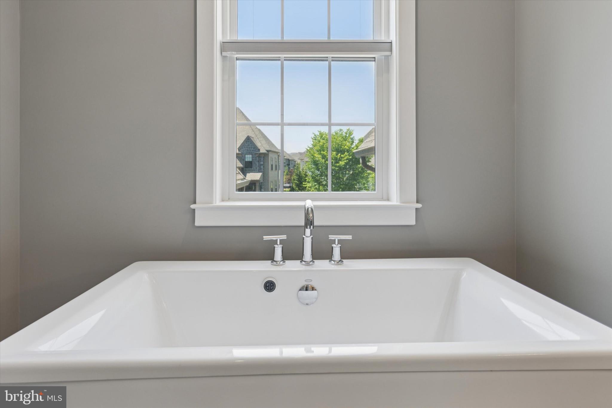 RESERVE AT CREEKSIDE - Residential