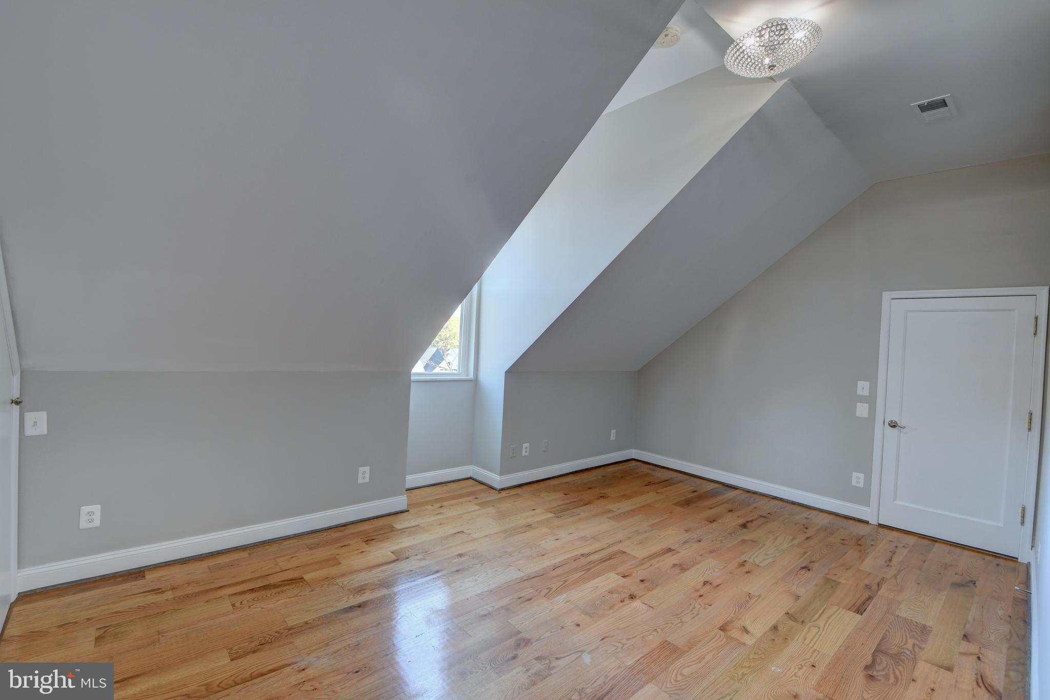 BERKSHIRE GARDENS - Residential Lease