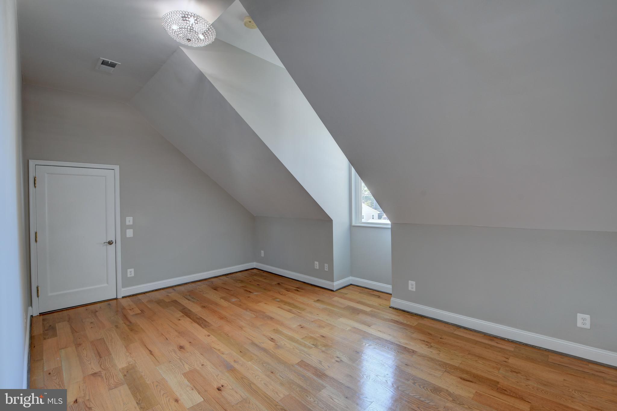 BERKSHIRE GARDENS - Residential Lease