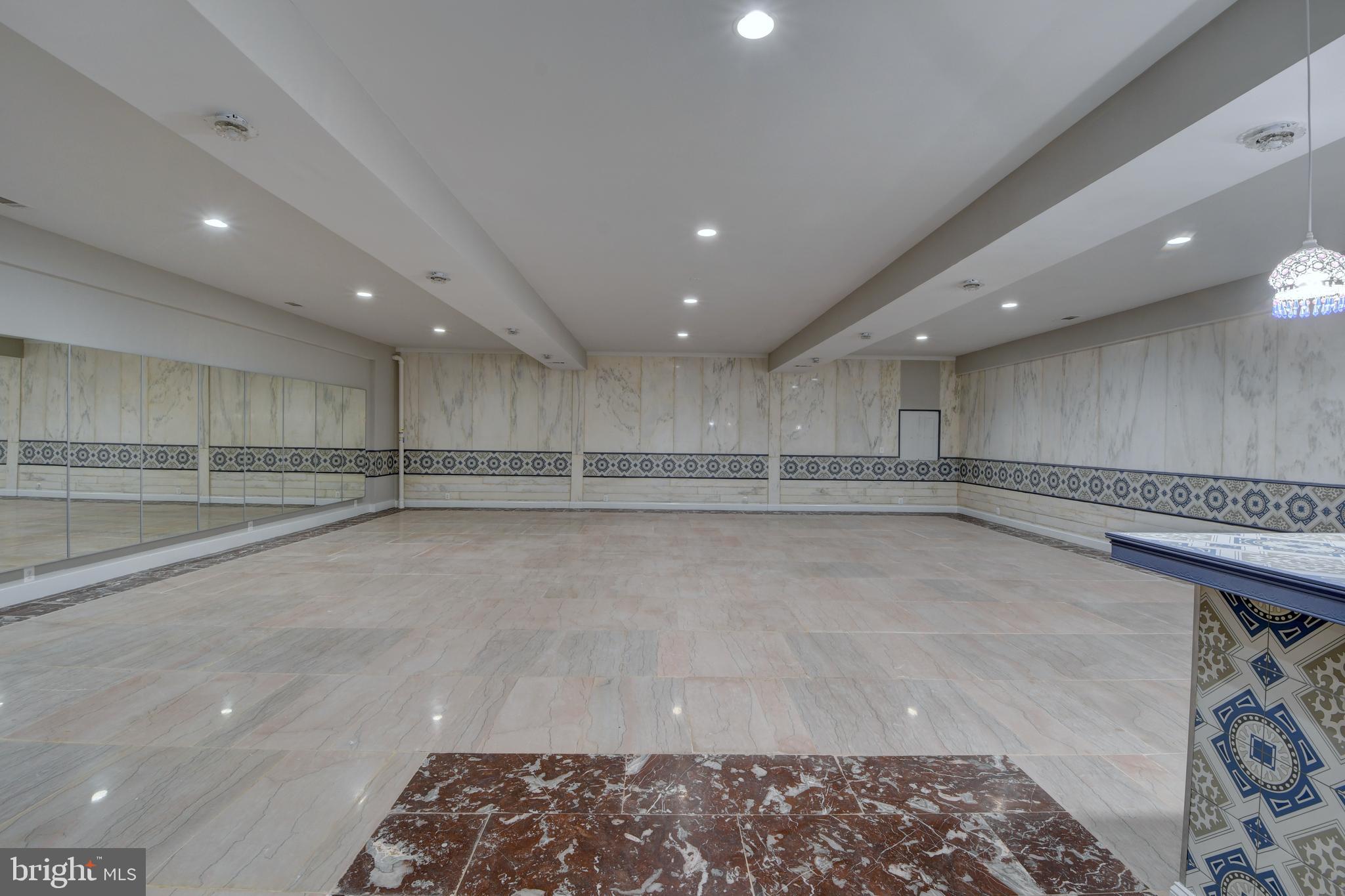 BERKSHIRE GARDENS - Residential Lease