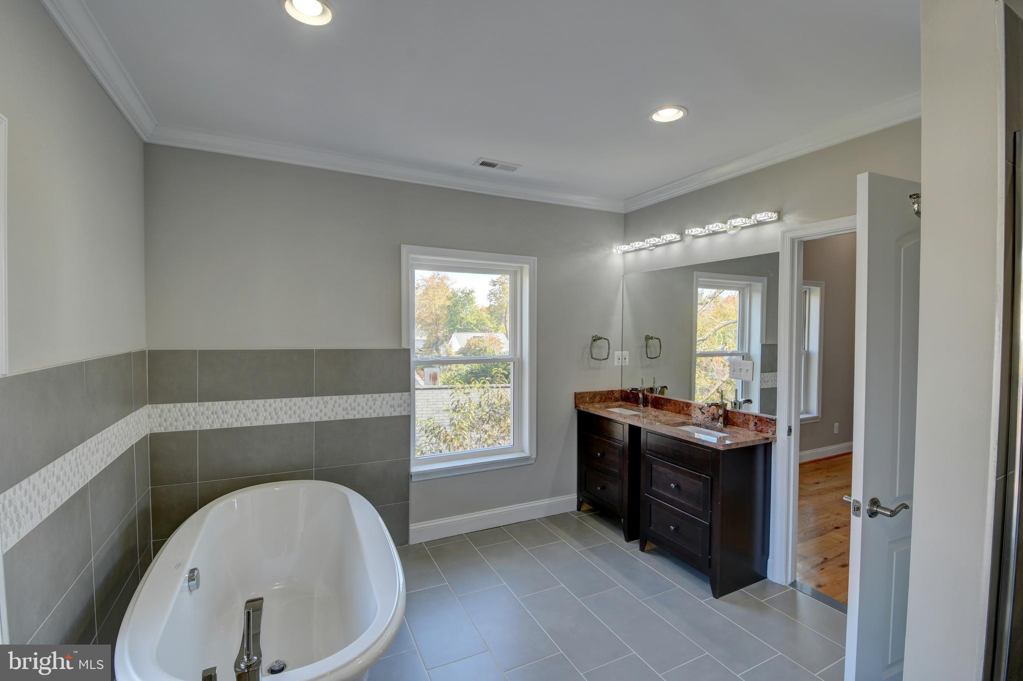 BERKSHIRE GARDENS - Residential Lease