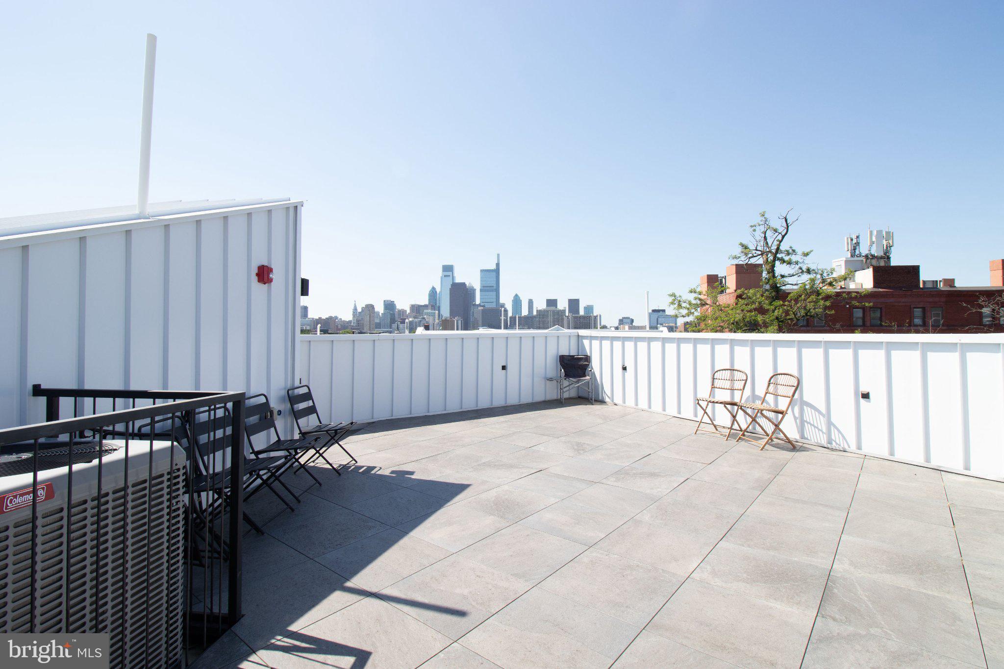 FAIRMOUNT - Residential
