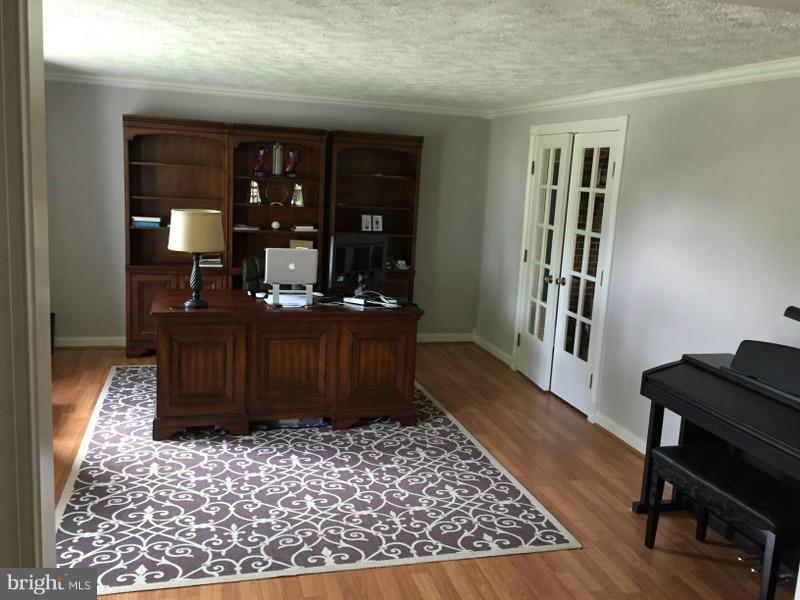 OAK SPRINGS - Residential Lease